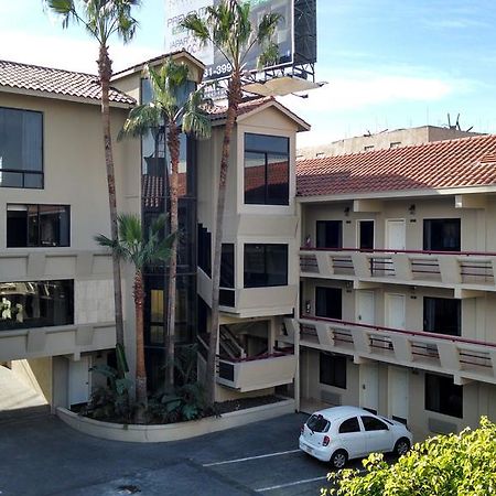 Hotel Frontiere Tijuana Bagian luar foto