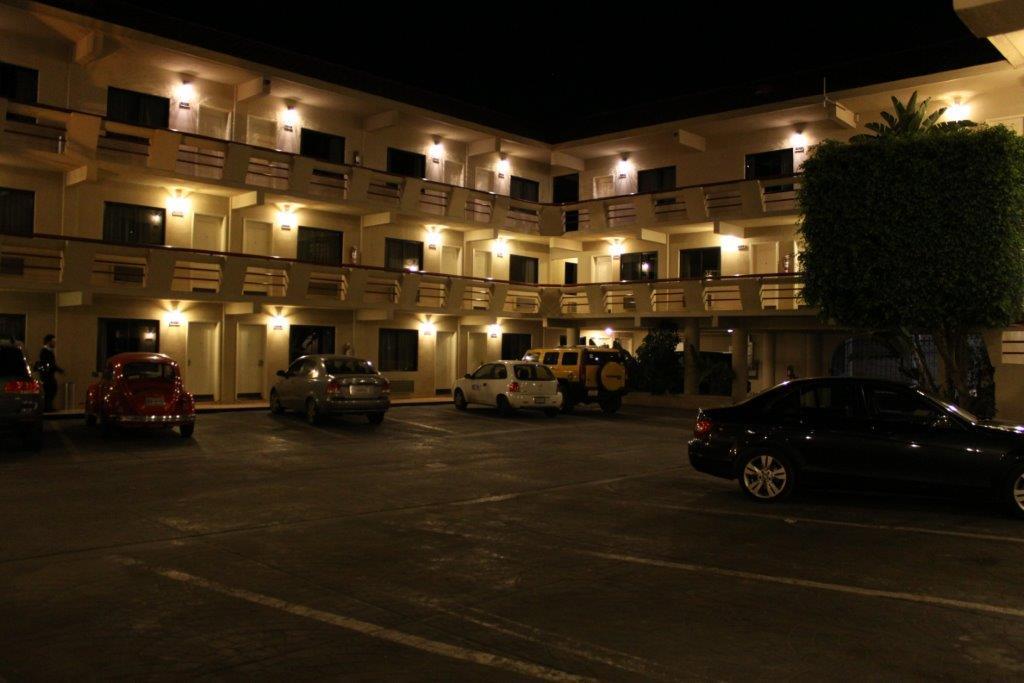 Hotel Frontiere Tijuana Bagian luar foto